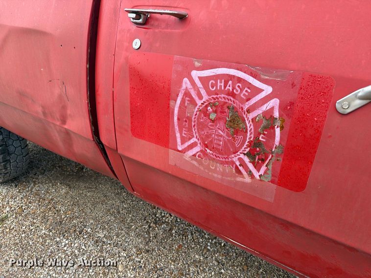 image for item FH6412 1985 Dodge W350 pickup truck
