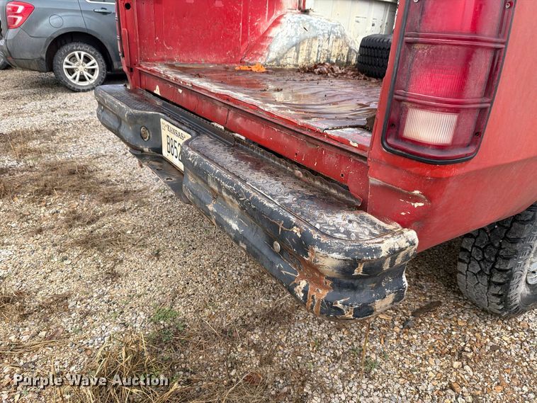 image for item FH6412 1985 Dodge W350 pickup truck