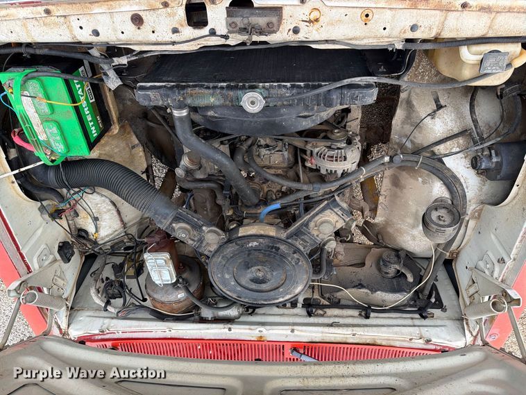 image for item FH6412 1985 Dodge W350 pickup truck