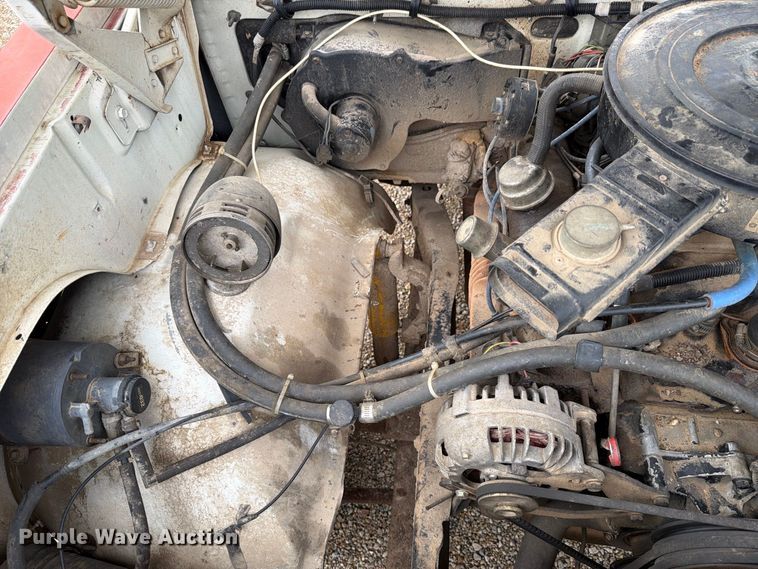 image for item FH6412 1985 Dodge W350 pickup truck