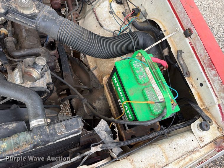 image for item FH6412 1985 Dodge W350 pickup truck