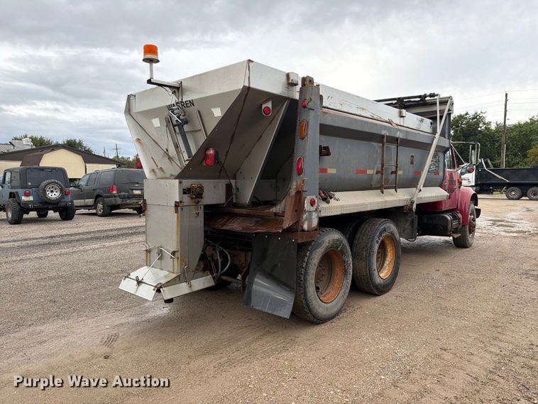 image for item FH6466 1994 International F4900 dump truck