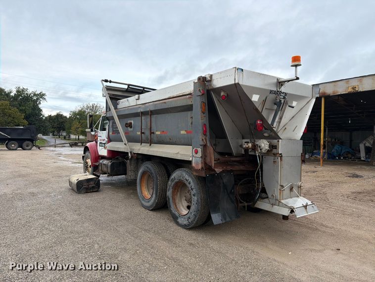 image for item FH6466 1994 International F4900 dump truck