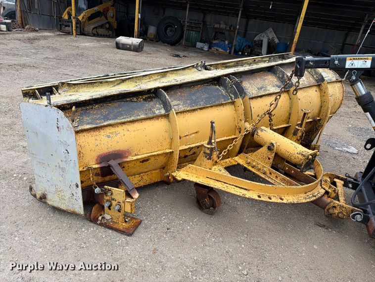image for item FH6467 2005 Kenworth T300 dump truck
