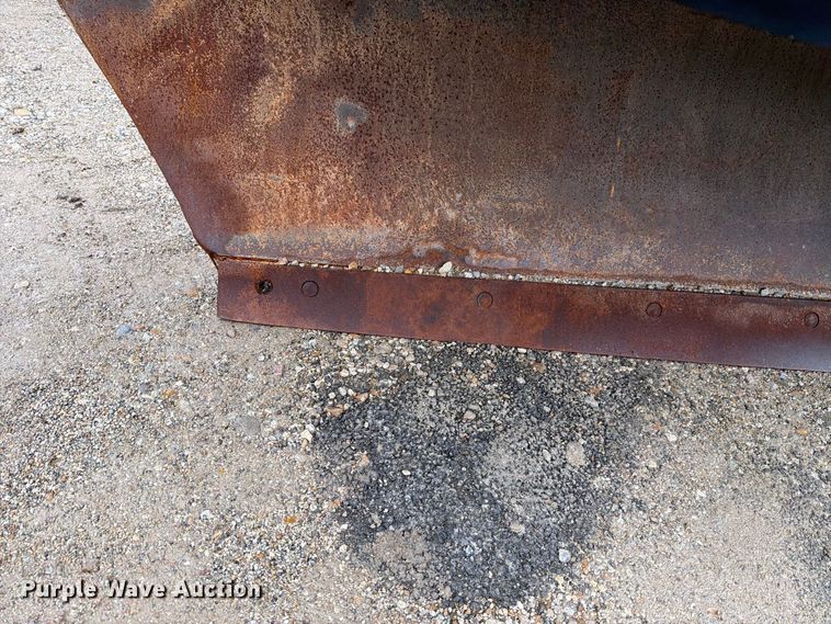 image for item FH6467 2005 Kenworth T300 dump truck