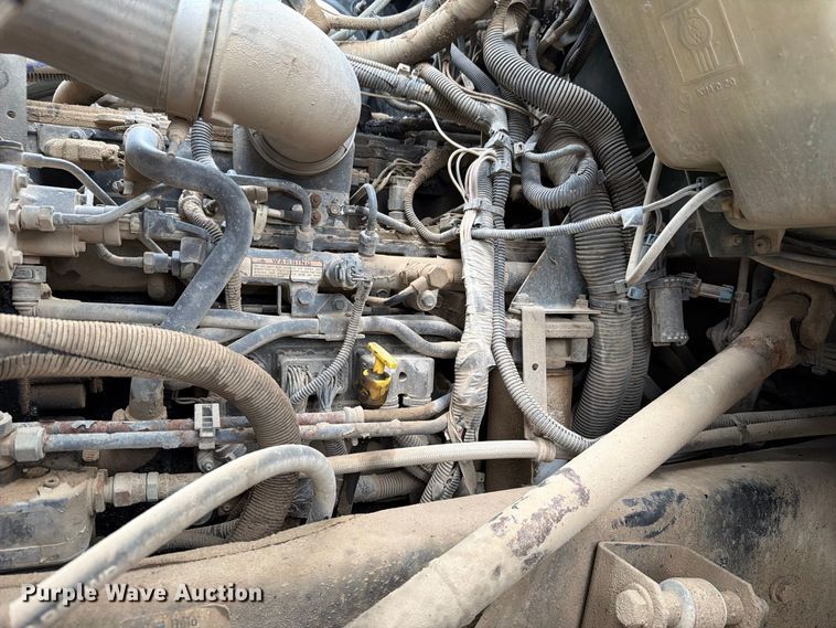 image for item FH6467 2005 Kenworth T300 dump truck