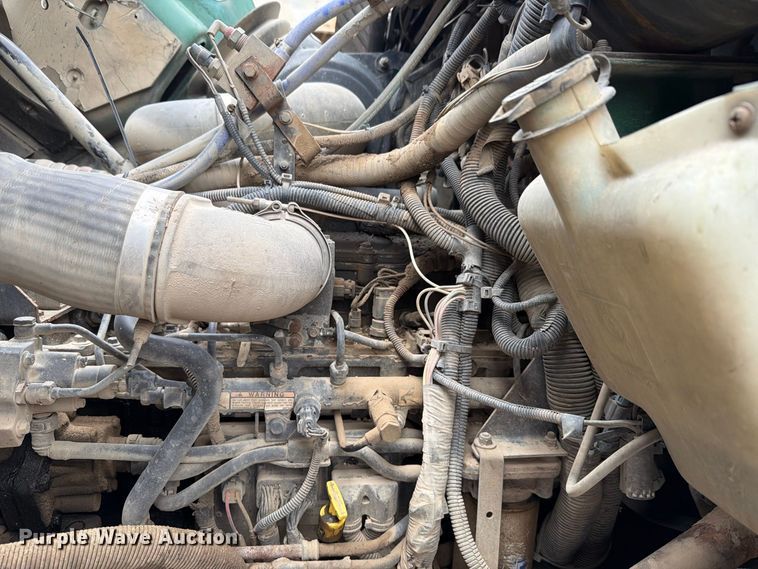 image for item FH6467 2005 Kenworth T300 dump truck