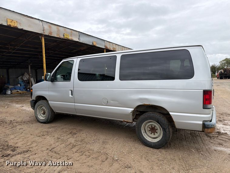 image for item FH6468 2010 Ford E350 van