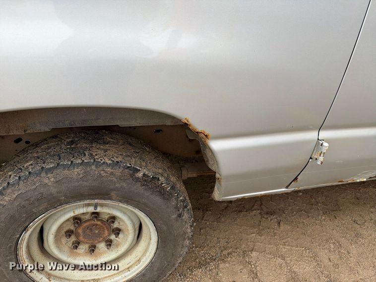 image for item FH6468 2010 Ford E350 van