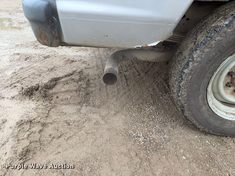 image for item FH6468 2010 Ford E350 van