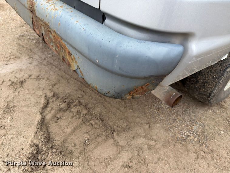 image for item FH6468 2010 Ford E350 van