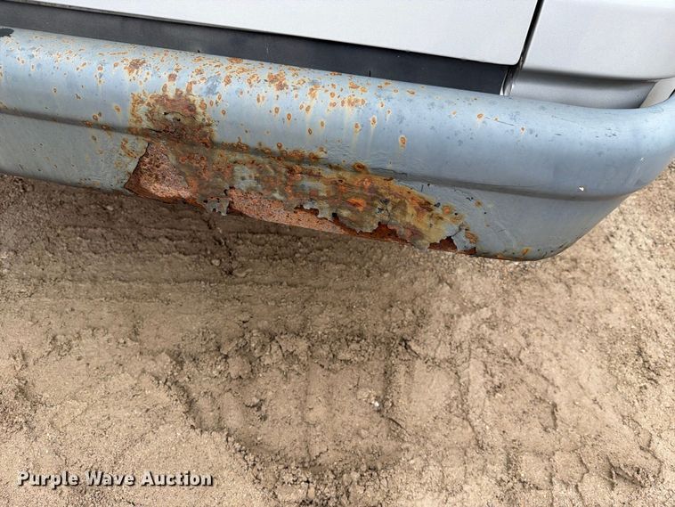 image for item FH6468 2010 Ford E350 van
