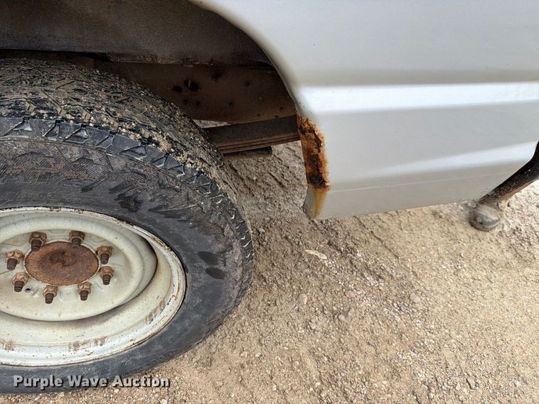 image for item FH6468 2010 Ford E350 van