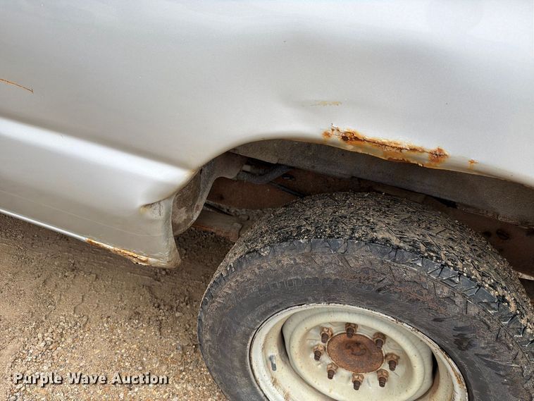 image for item FH6468 2010 Ford E350 van