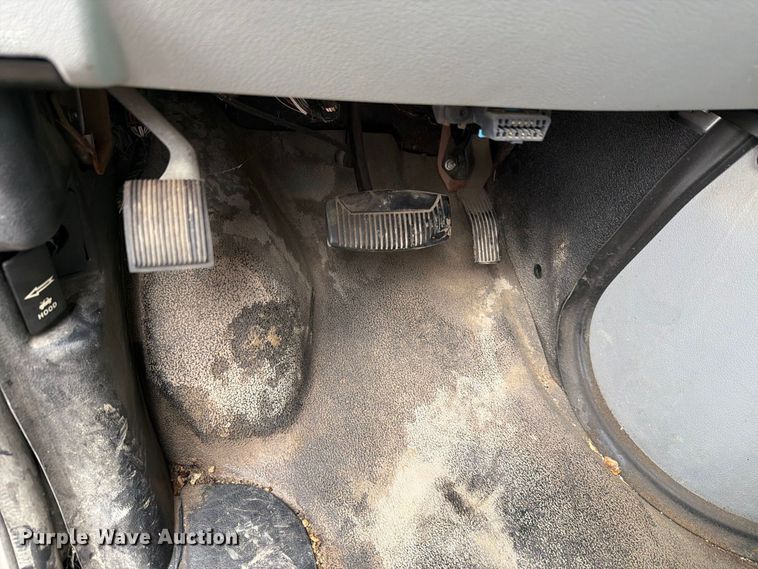 image for item FH6468 2010 Ford E350 van