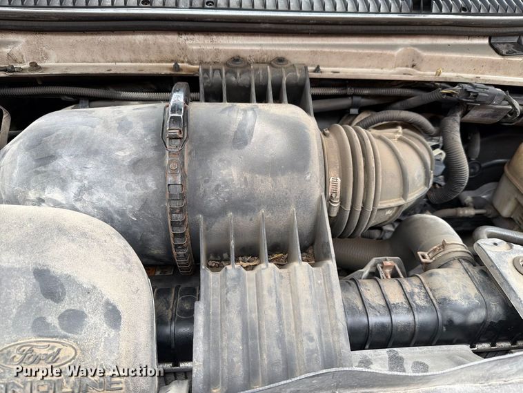 image for item FH6468 2010 Ford E350 van
