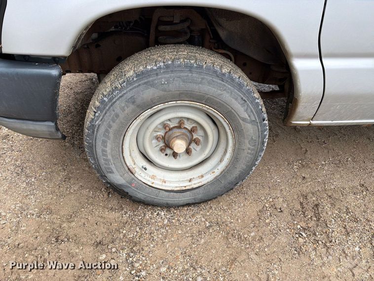 image for item FH6468 2010 Ford E350 van