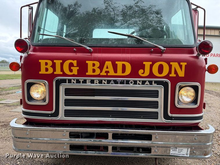 image for item FH6469 1979 International Harvester Cargostar 1950 B pumper fire truck
