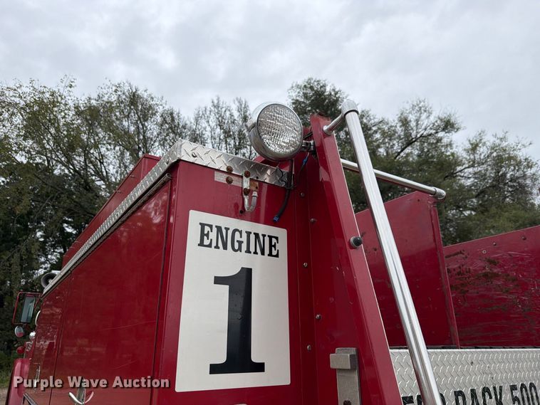 image for item FH6469 1979 International Harvester Cargostar 1950 B pumper fire truck