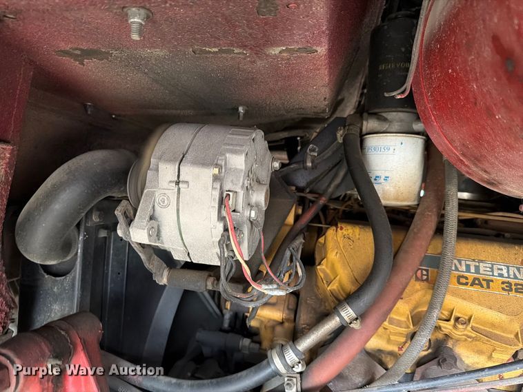 image for item FH6469 1979 International Harvester Cargostar 1950 B pumper fire truck