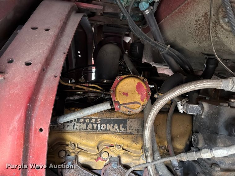 image for item FH6469 1979 International Harvester Cargostar 1950 B pumper fire truck