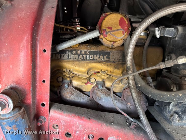 image for item FH6469 1979 International Harvester Cargostar 1950 B pumper fire truck