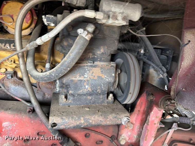 image for item FH6469 1979 International Harvester Cargostar 1950 B pumper fire truck