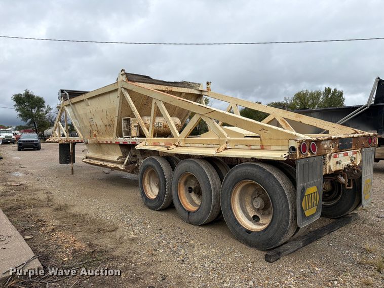image for item FH6470 1997 Ranco bottom dump trailer