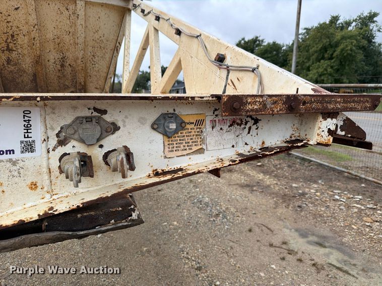 image for item FH6470 1997 Ranco bottom dump trailer