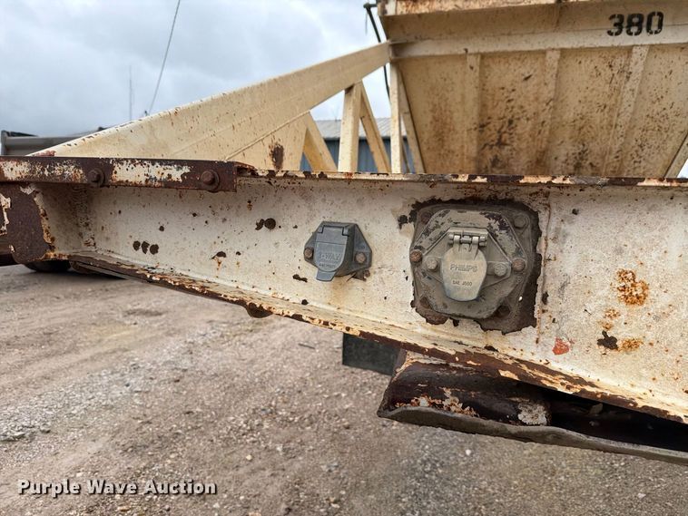 image for item FH6470 1997 Ranco bottom dump trailer