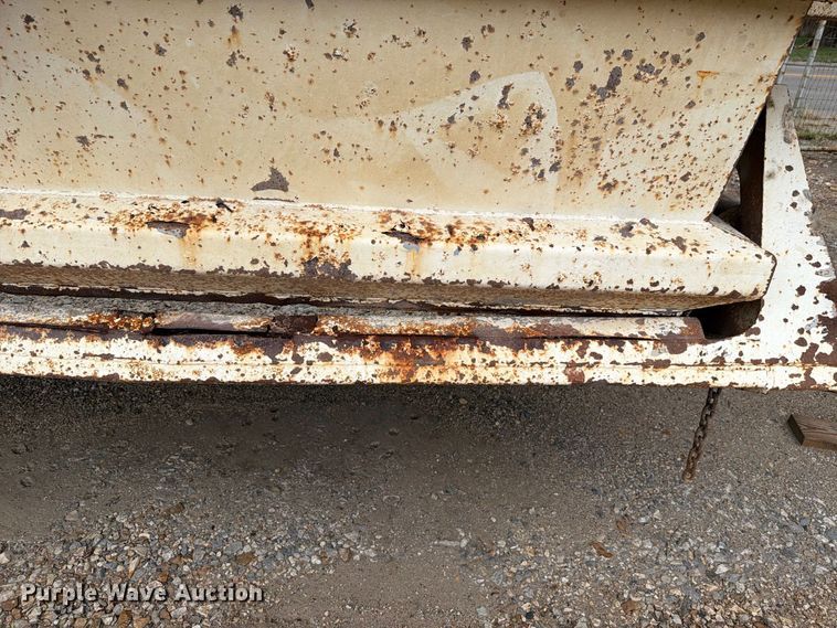 image for item FH6470 1997 Ranco bottom dump trailer
