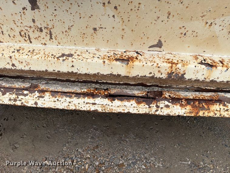 image for item FH6470 1997 Ranco bottom dump trailer