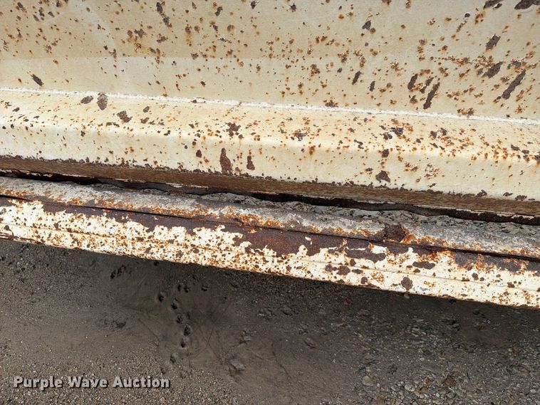 image for item FH6470 1997 Ranco bottom dump trailer
