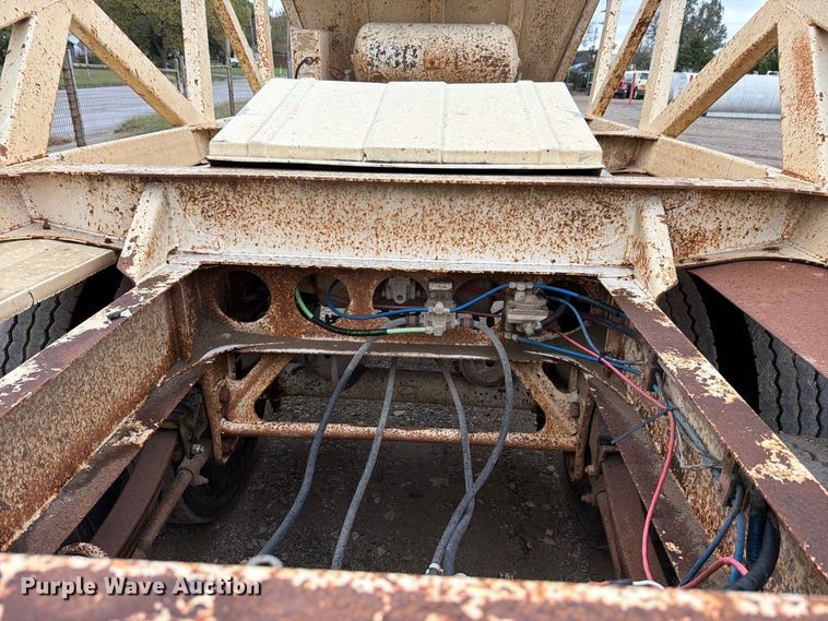 image for item FH6470 1997 Ranco bottom dump trailer