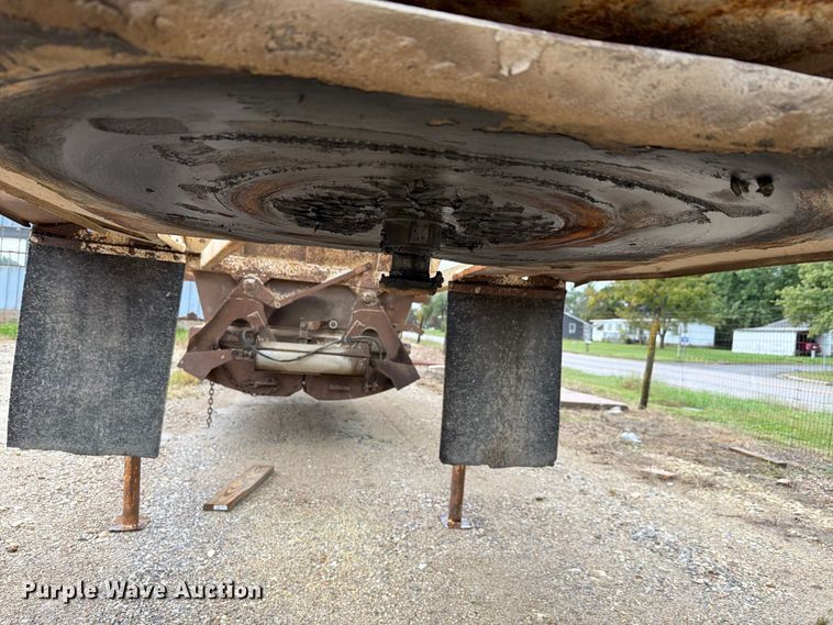 image for item FH6470 1997 Ranco bottom dump trailer