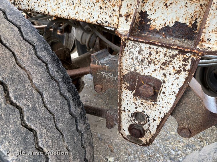 image for item FH6470 1997 Ranco bottom dump trailer