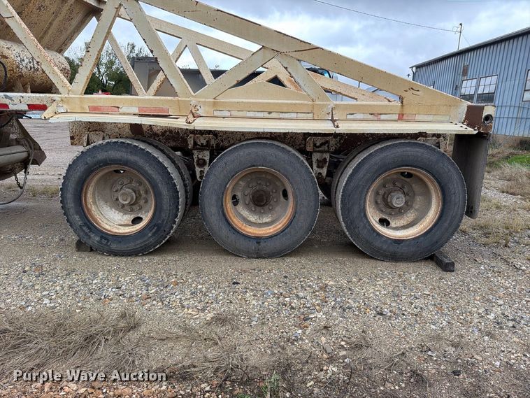image for item FH6470 1997 Ranco bottom dump trailer