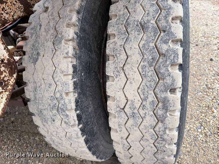 image for item FH6470 1997 Ranco bottom dump trailer