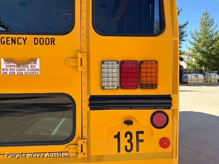 image for item FH6485 2011 Ford E450 school bus
