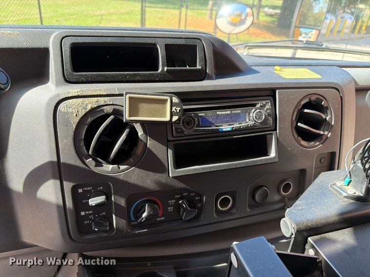image for item FH6485 2011 Ford E450 school bus