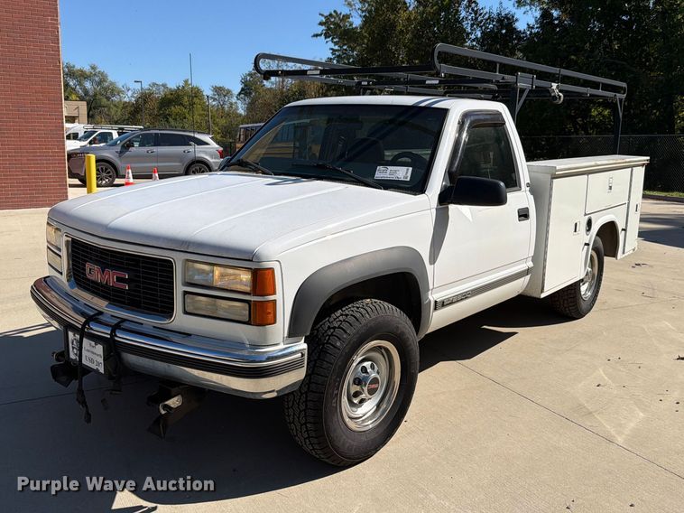 image for item FH6486 2000 GMC Sierra 2500 utility bed pickup truck