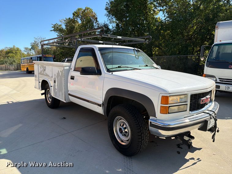 image for item FH6486 2000 GMC Sierra 2500 utility bed pickup truck
