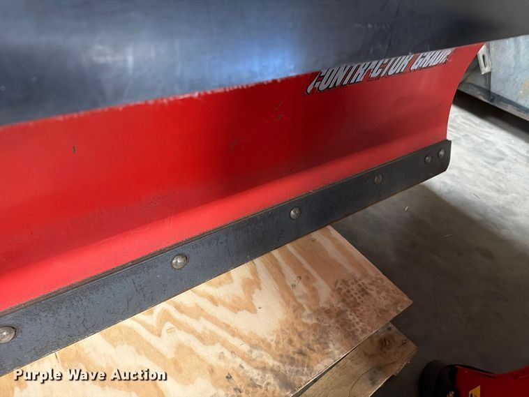 image for item FH6486 2000 GMC Sierra 2500 utility bed pickup truck