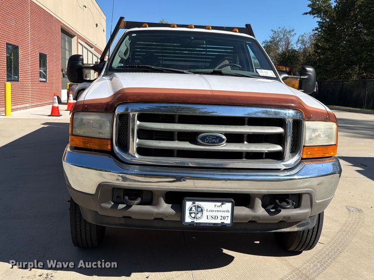 image for item FH6488 2001 Ford F450 Super Duty dump flatbed truck