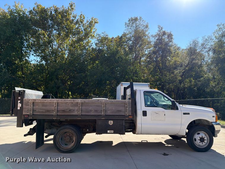 image for item FH6488 2001 Ford F450 Super Duty dump flatbed truck