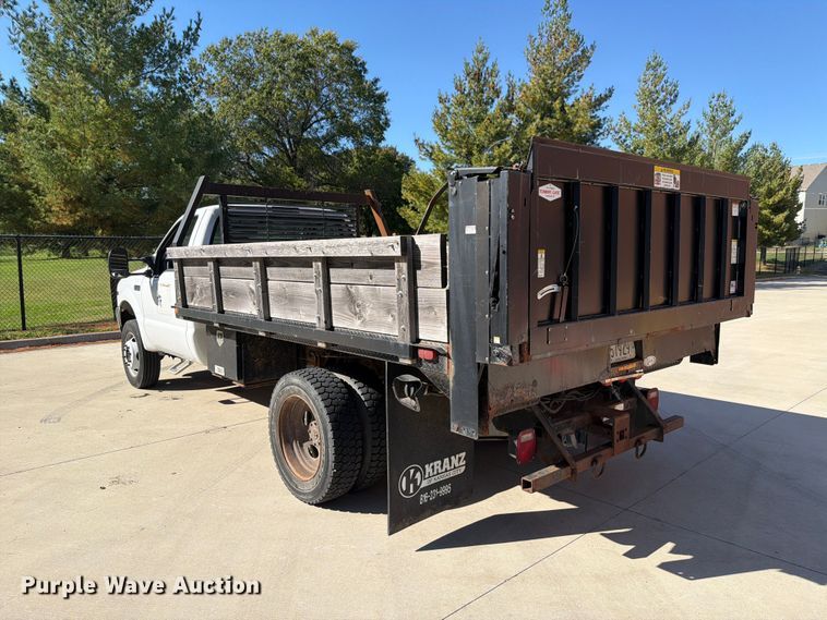 image for item FH6488 2001 Ford F450 Super Duty dump flatbed truck