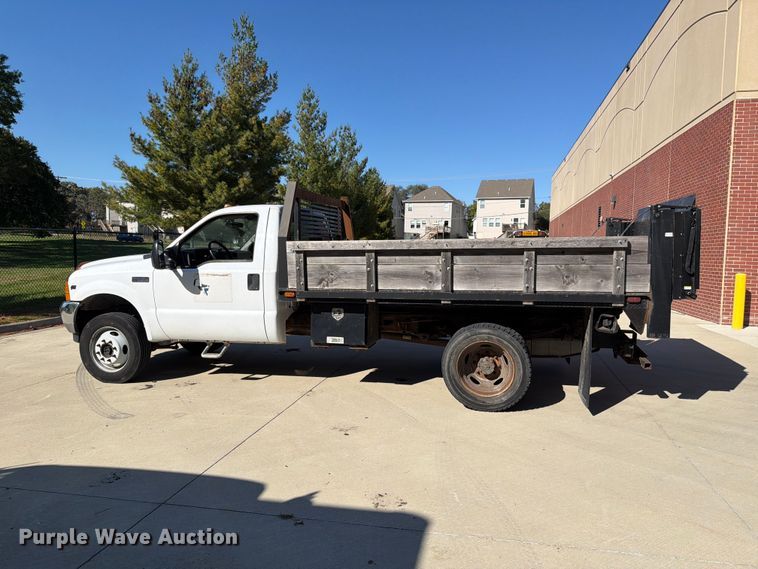image for item FH6488 2001 Ford F450 Super Duty dump flatbed truck