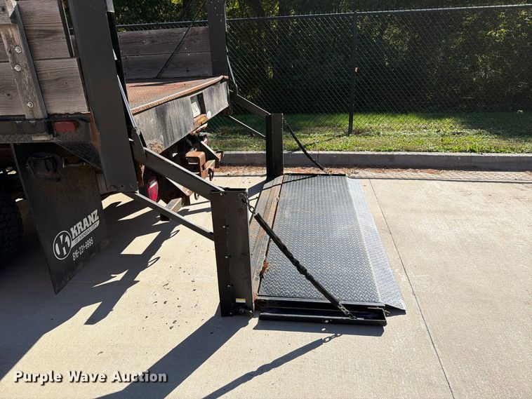 image for item FH6488 2001 Ford F450 Super Duty dump flatbed truck