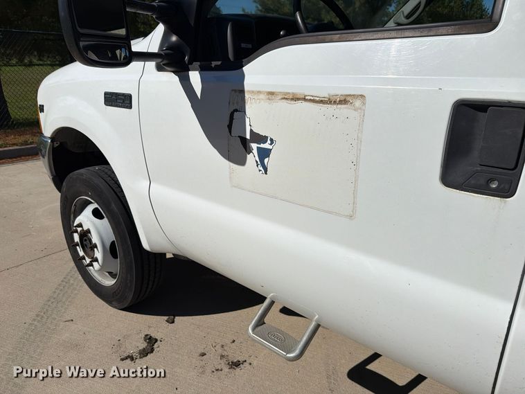 image for item FH6488 2001 Ford F450 Super Duty dump flatbed truck