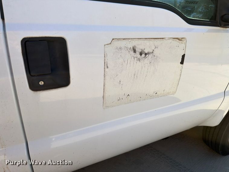 image for item FH6488 2001 Ford F450 Super Duty dump flatbed truck